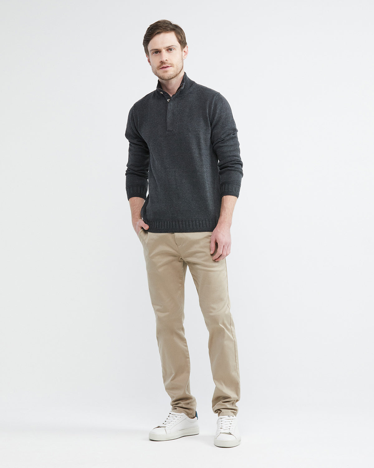 HENLY KNIT SWEATER WITH SUEDE ELBOW PATCHES IN GRAY