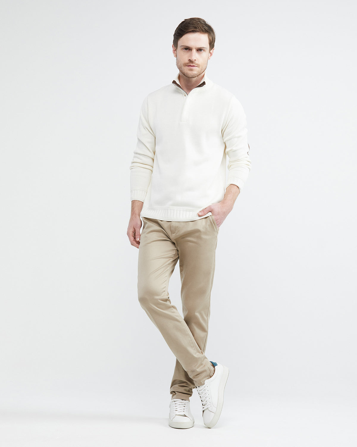 HENLY KNIT SWEATER WITH SUEDE ELBOW PATCHES IN WHITE
