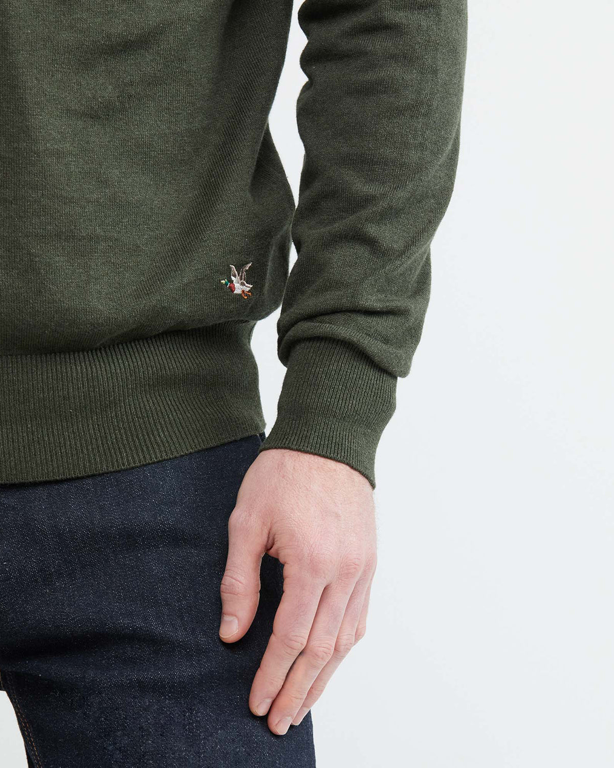 COTTON KNIT V-NECK SWEATER IN GREEN