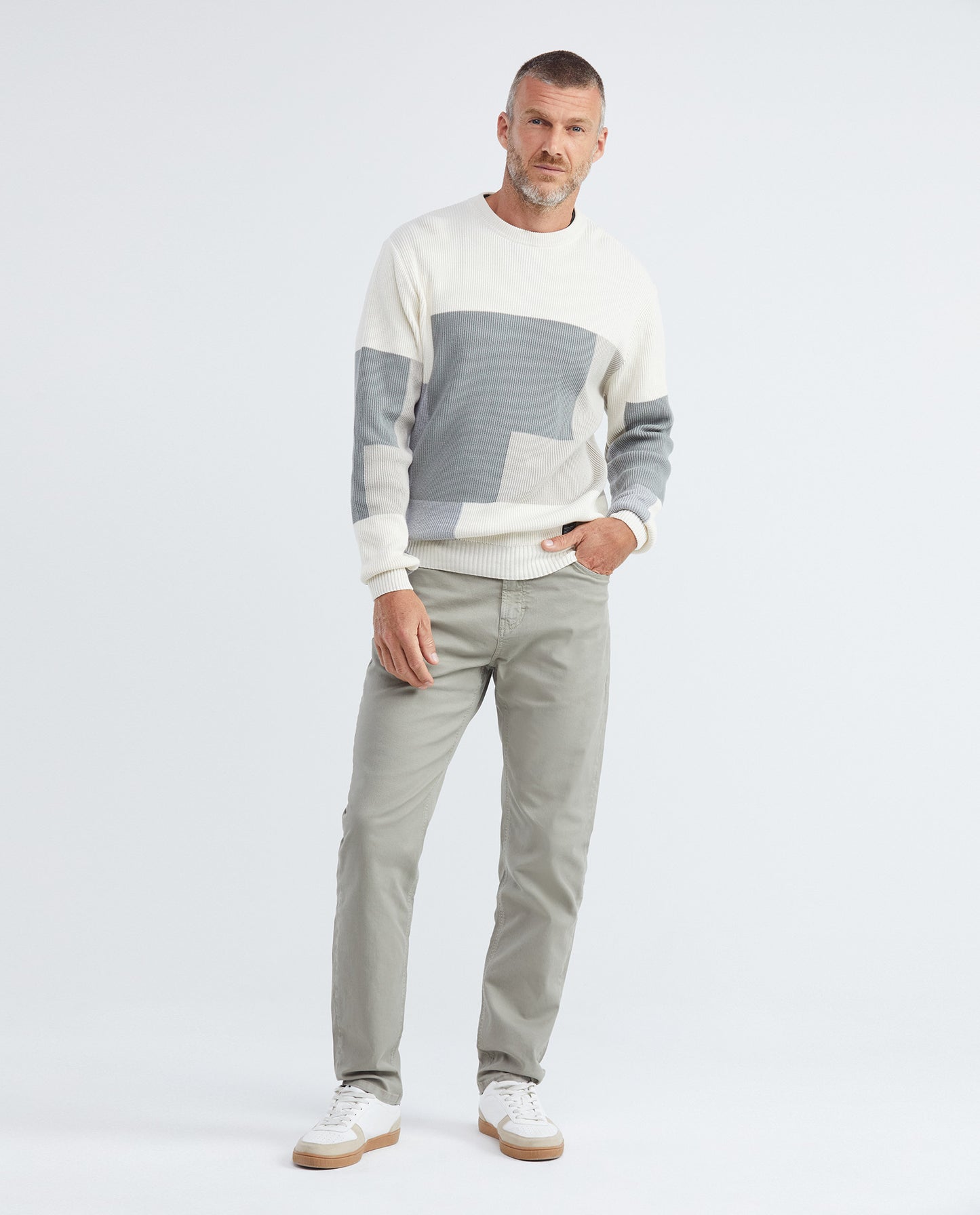 Men's Knitted Sweater, Closed Crew Neck - Ribbed Color Block - Gray - 2