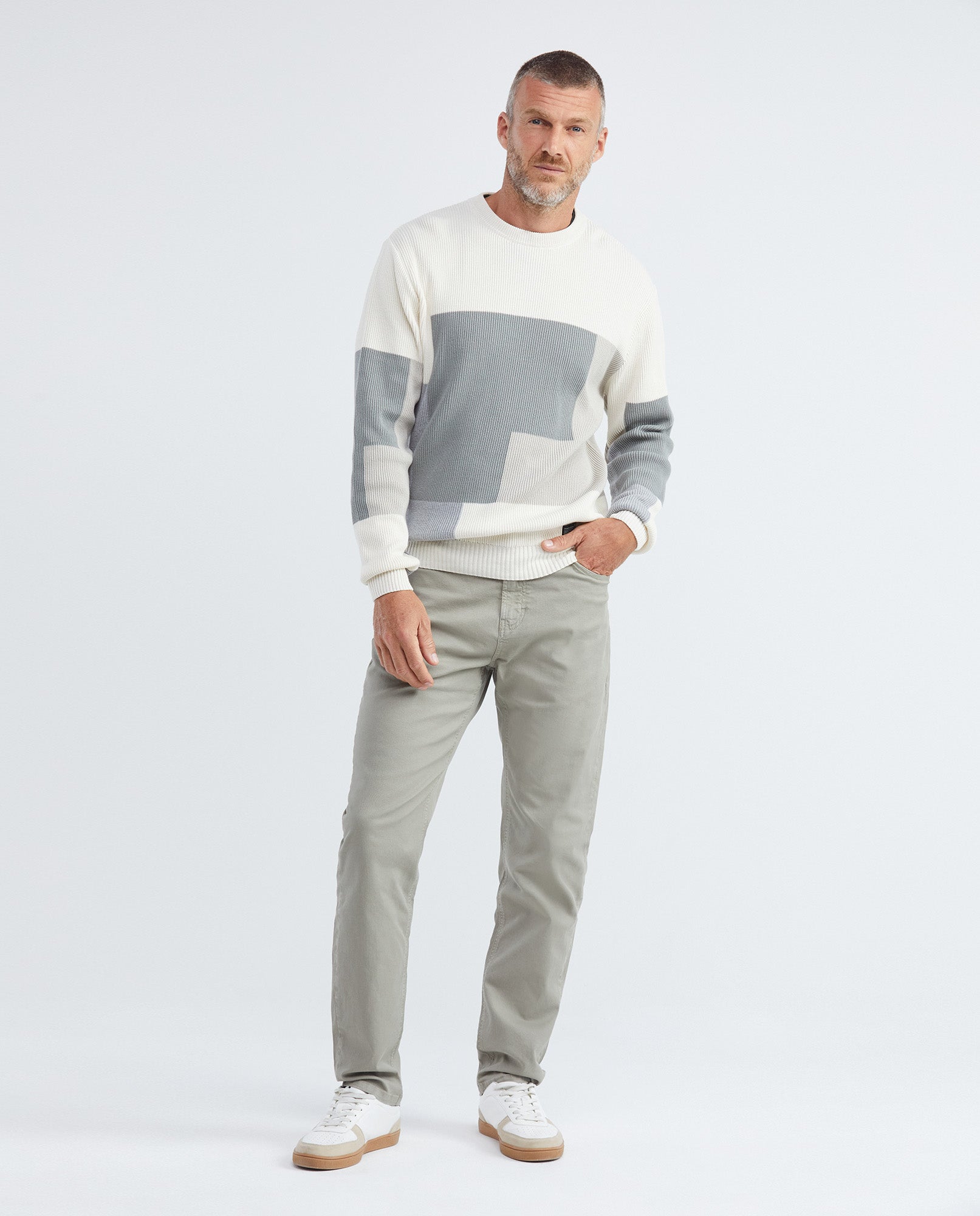 Men's Knitted Sweater, Closed Crew Neck - Ribbed Color Block - Gray - 2