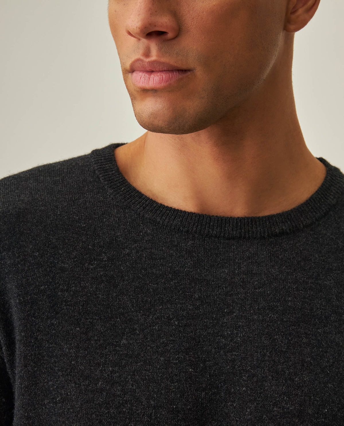 Men´s Wool-Cashmere Sweater - Black 63_692H700_NEG194007_5