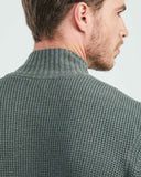 SLIM FIT KNITTED TURTLENECK SWEATER IN GREEN