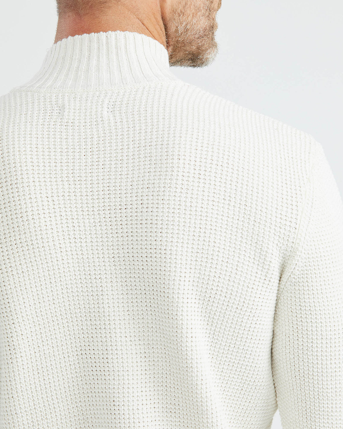 PULL EN MAILLE À COL ROULÉ EN BLANC