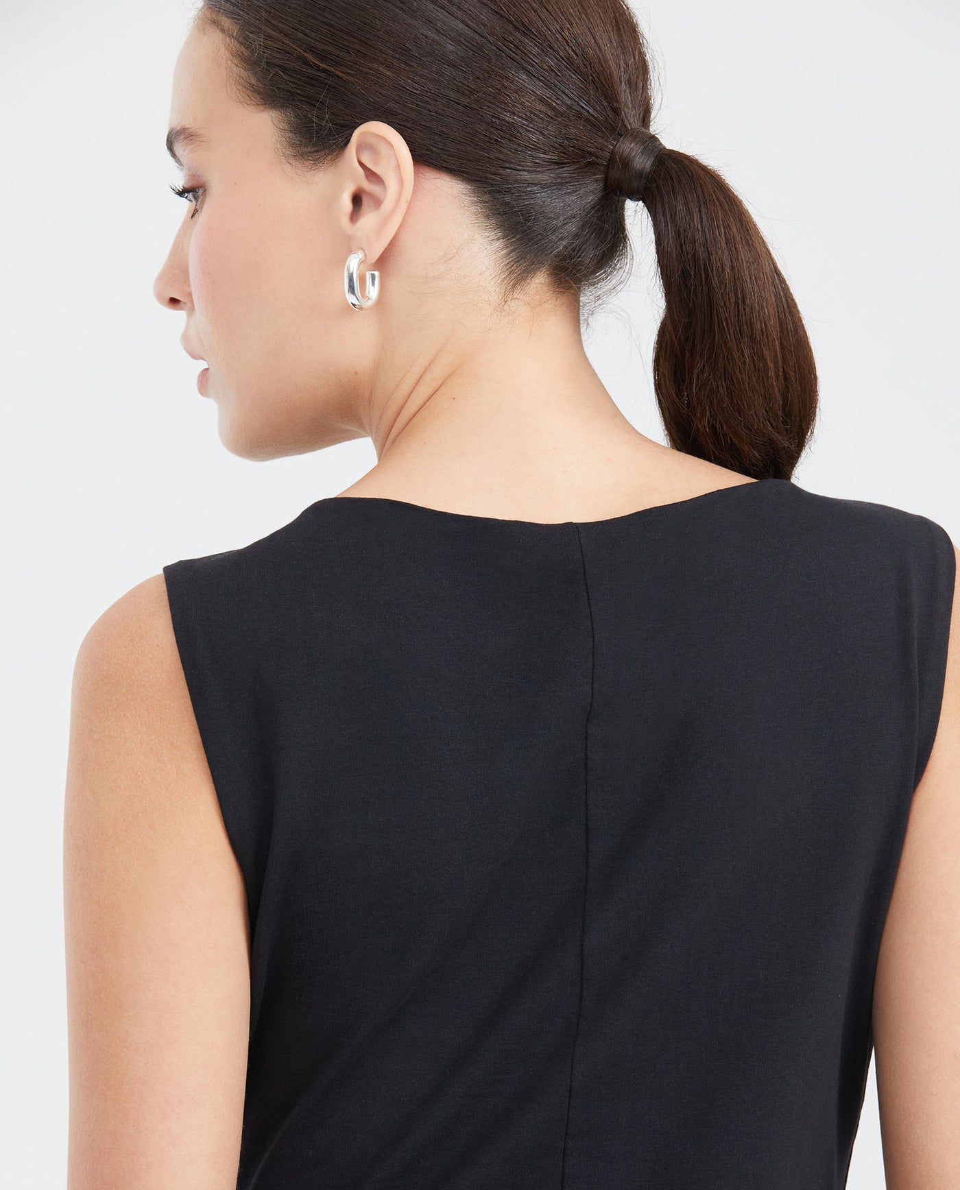 Women's Fitted Sleeveless Fashion Top with Almond Neckline in Cotton-Elastane - 4