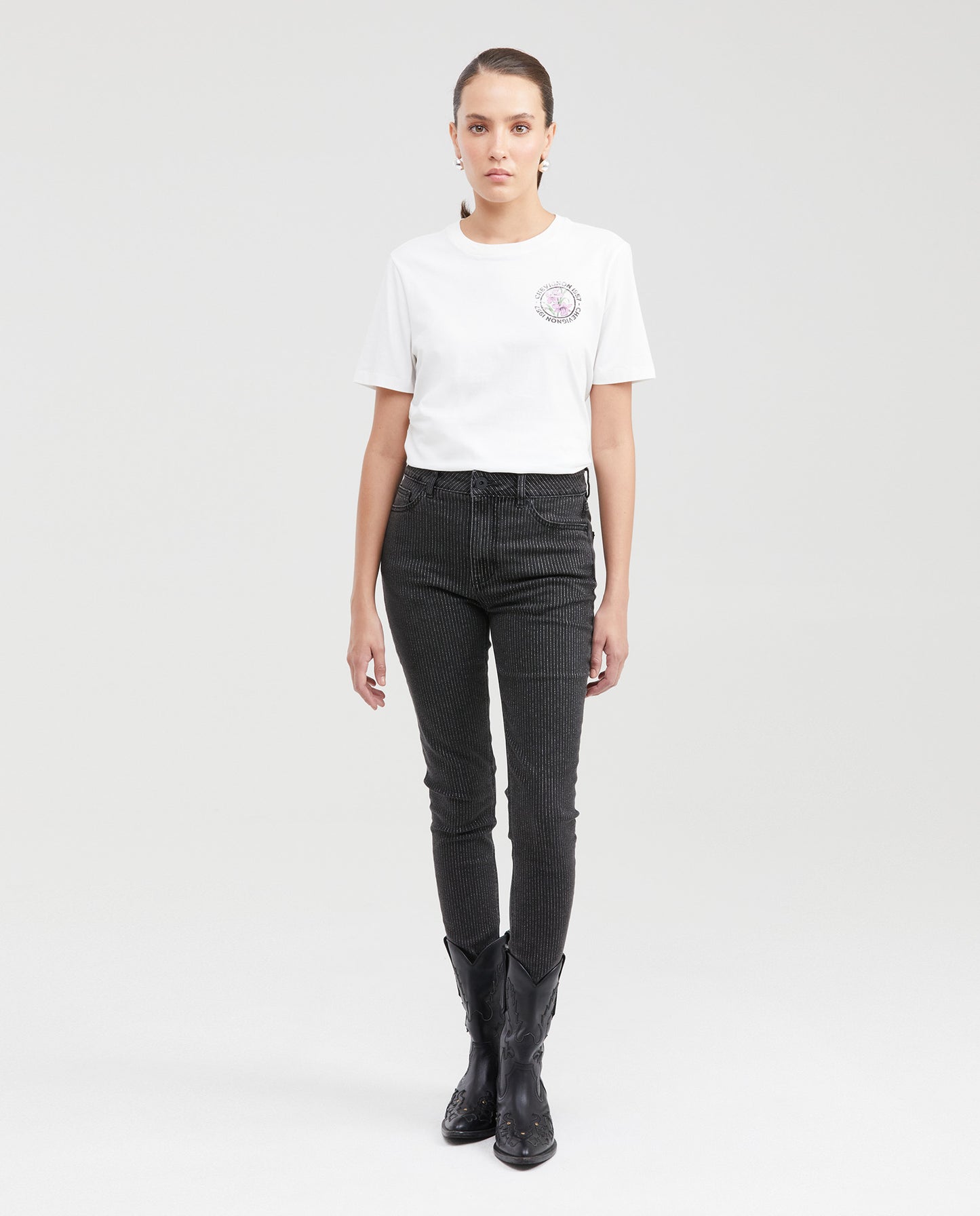 CRU110606