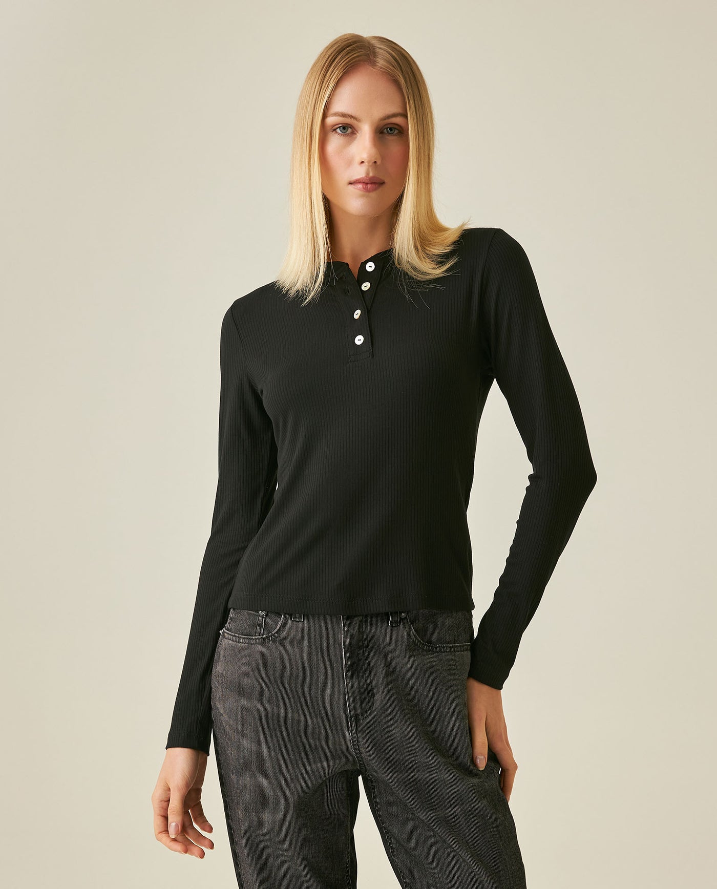 Womens T-Shirt Fashion Fitted Mandarin Collar Half Placket Viscose–Elastane Ribbed Texture - Black 63_701H003_NEG194004_0