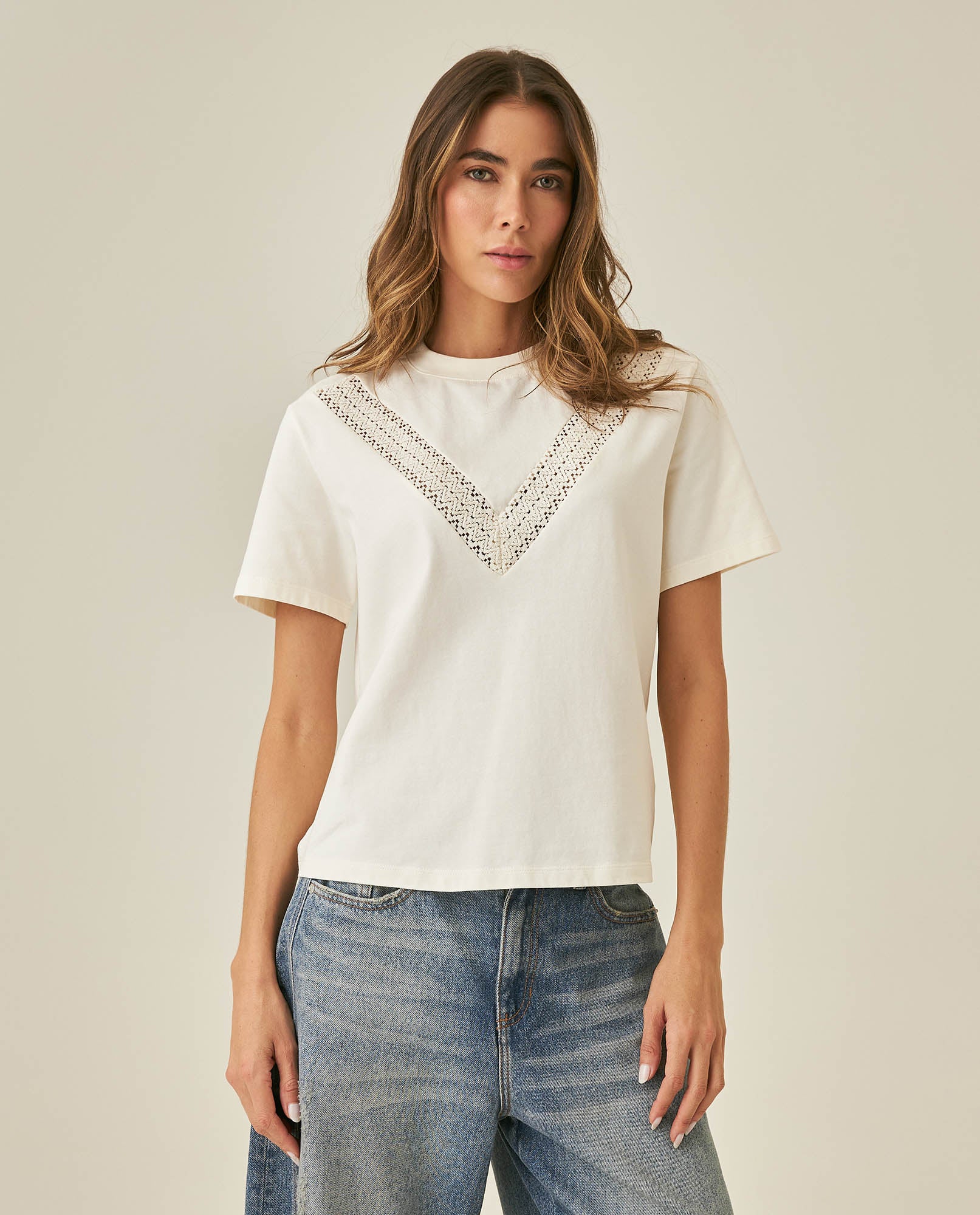 Womens T-Shirt Graphic Oversized Cotton V-Stripe Appliqué - Raw 63_701H027_CRU110606_0