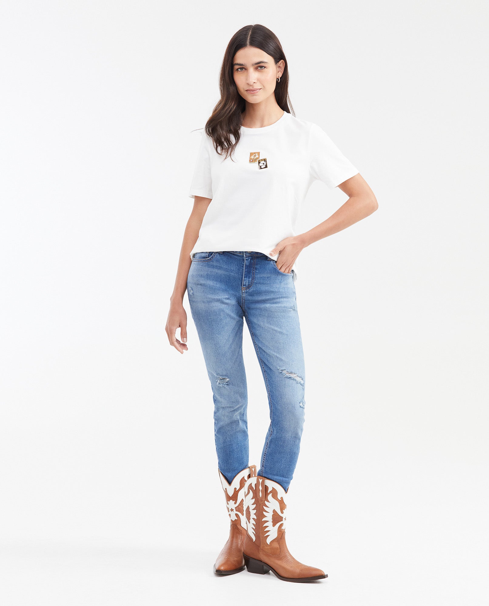 Women's Straight Fit T-Shirt with Embroidered Appliqués in Cotton - 2