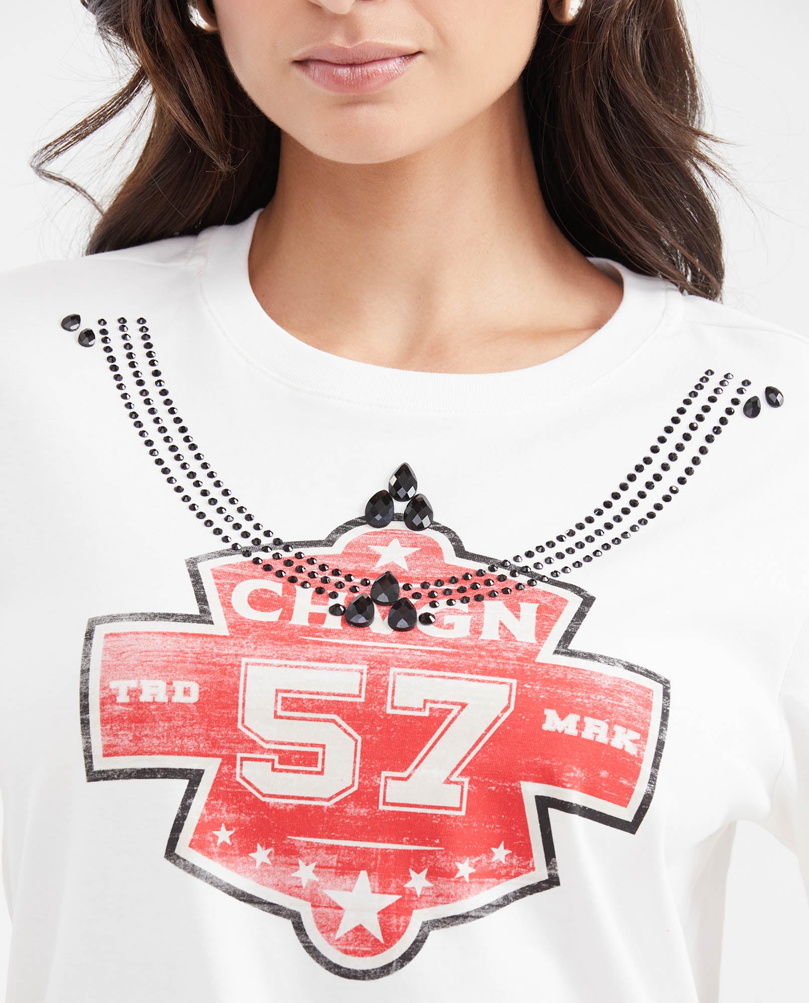 Women's Semi-Fitted Graphic T-Shirt with Stone Application in Cotton - 3