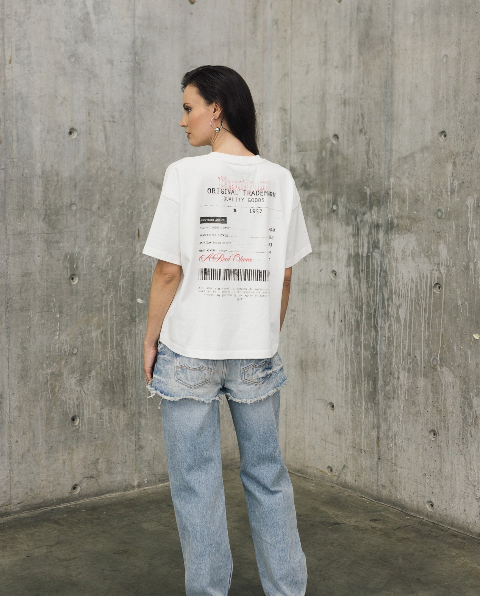 Womens Oversized Graphic Tee - Special Collection - Raw 63_702H200_CRU110606_3