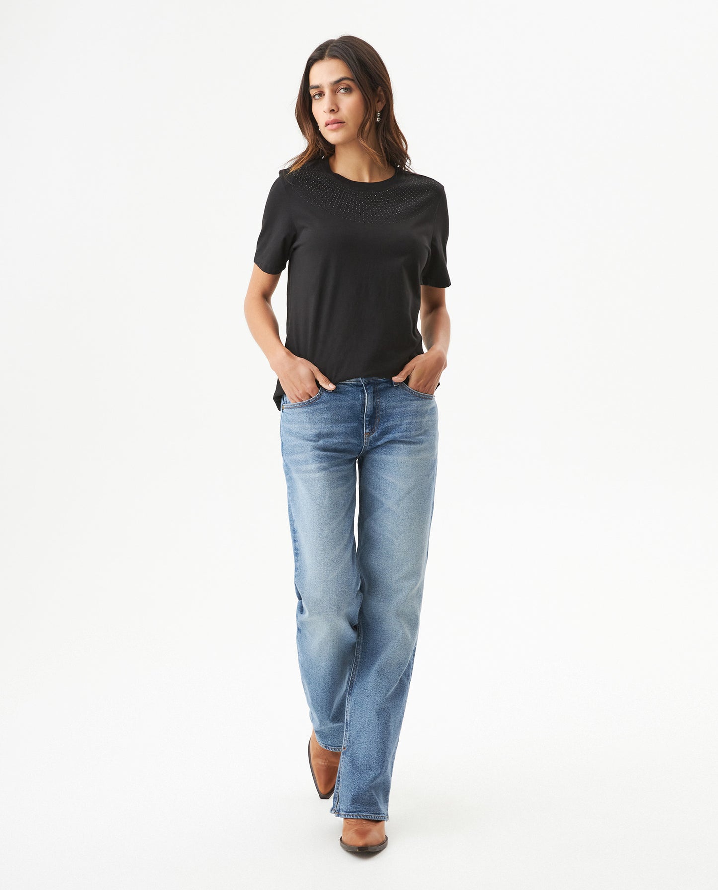 Women's Short Sleeve T-shirt - Black - 3