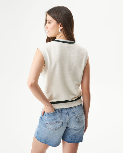 Women's Straight Silhouette Vest - White - 5