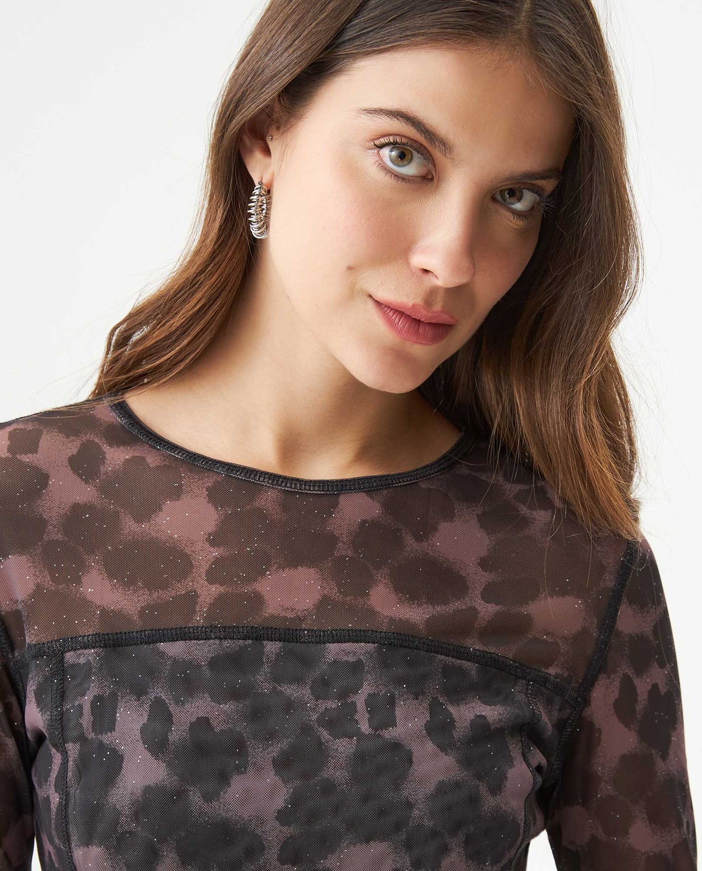 Women's Decorative Seam Long Sleeve Sheer Top Slim Fit in Polyester Stretch Blend, Refined 709G049 - 4