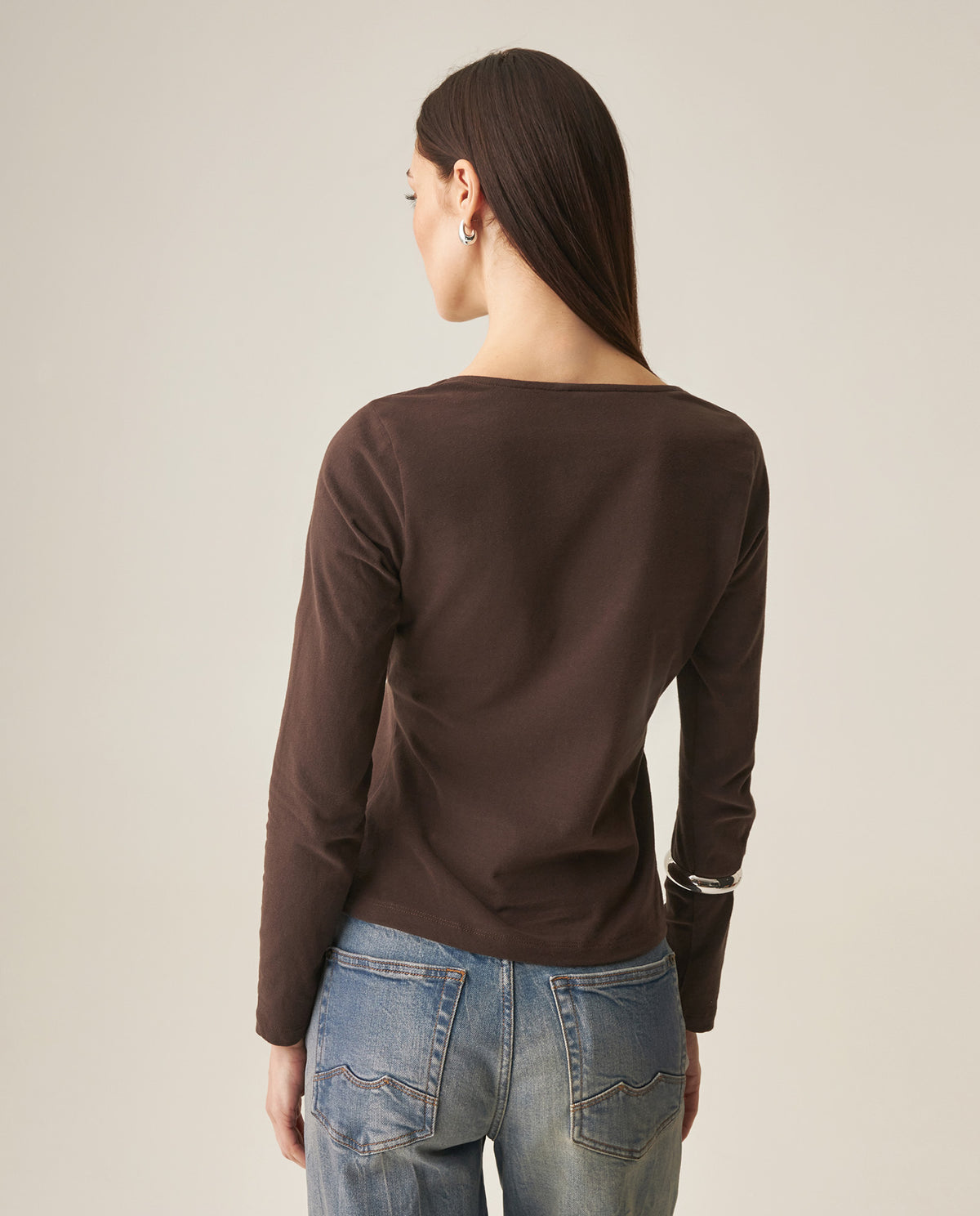 Women´s V-Neck Shirt - Brown 63_709H034_CAF191016_5