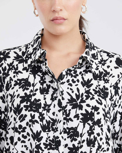 FRONT KNOTTED FLOWER SHIRT