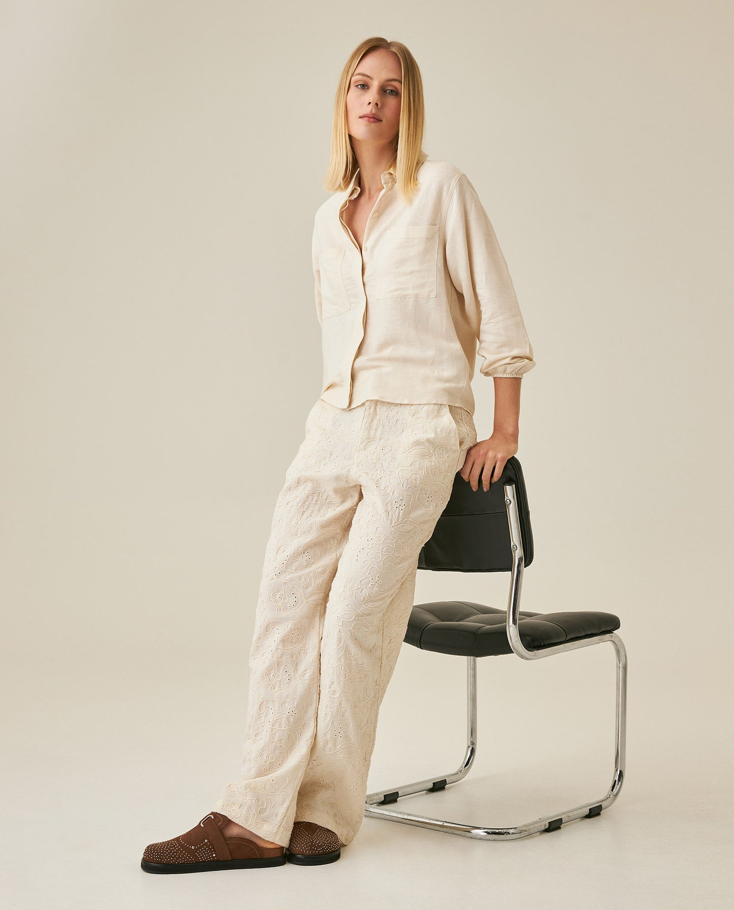 Womens Shirt Wide Silhouette Linen Blend Multi-Needle Details Hidden Buttons - Beige 63_711H002_BEI124301_4