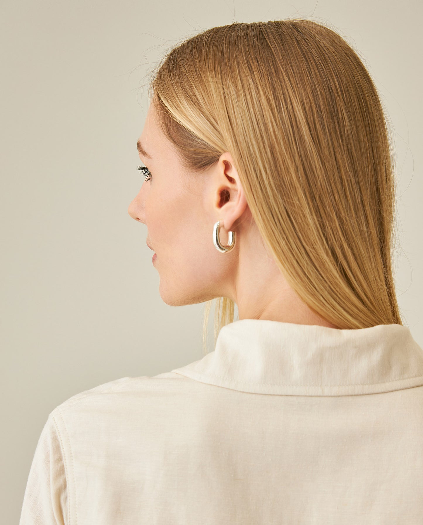 Womens Shirt Wide Silhouette Linen Blend Multi-Needle Details Hidden Buttons - Beige 63_711H002_BEI124301_7