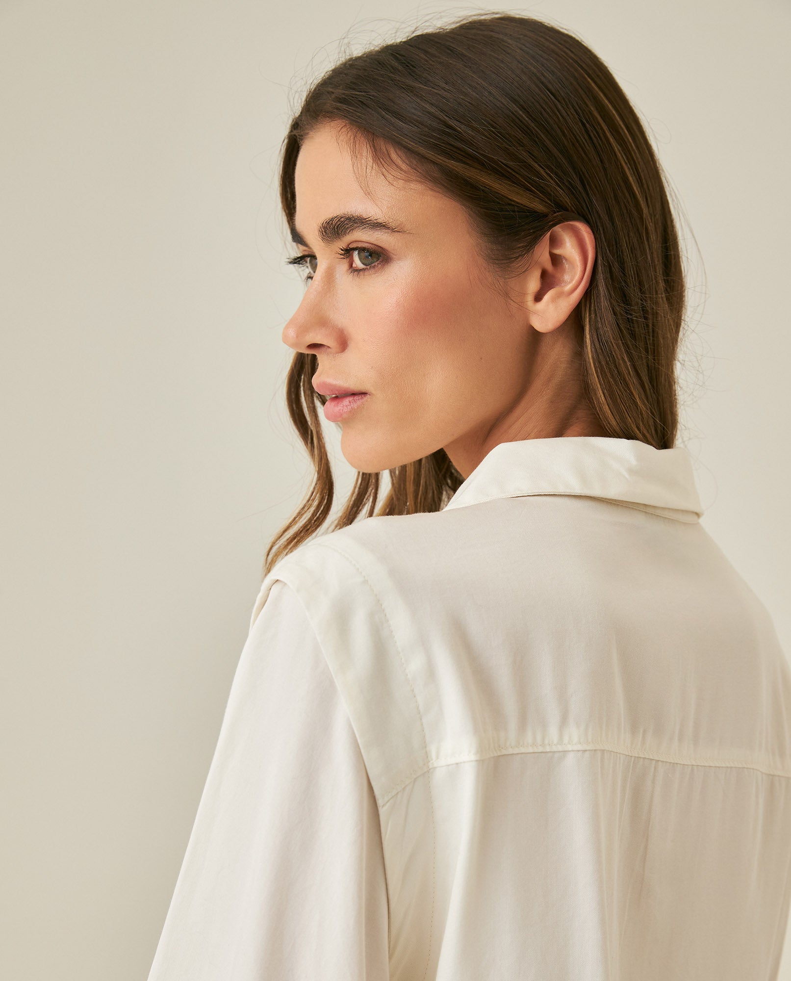 Womens Blouse Semi-Straight Silhouette Lyocell Double Garment Simulation - Raw 63_711H008_CRU114201_7