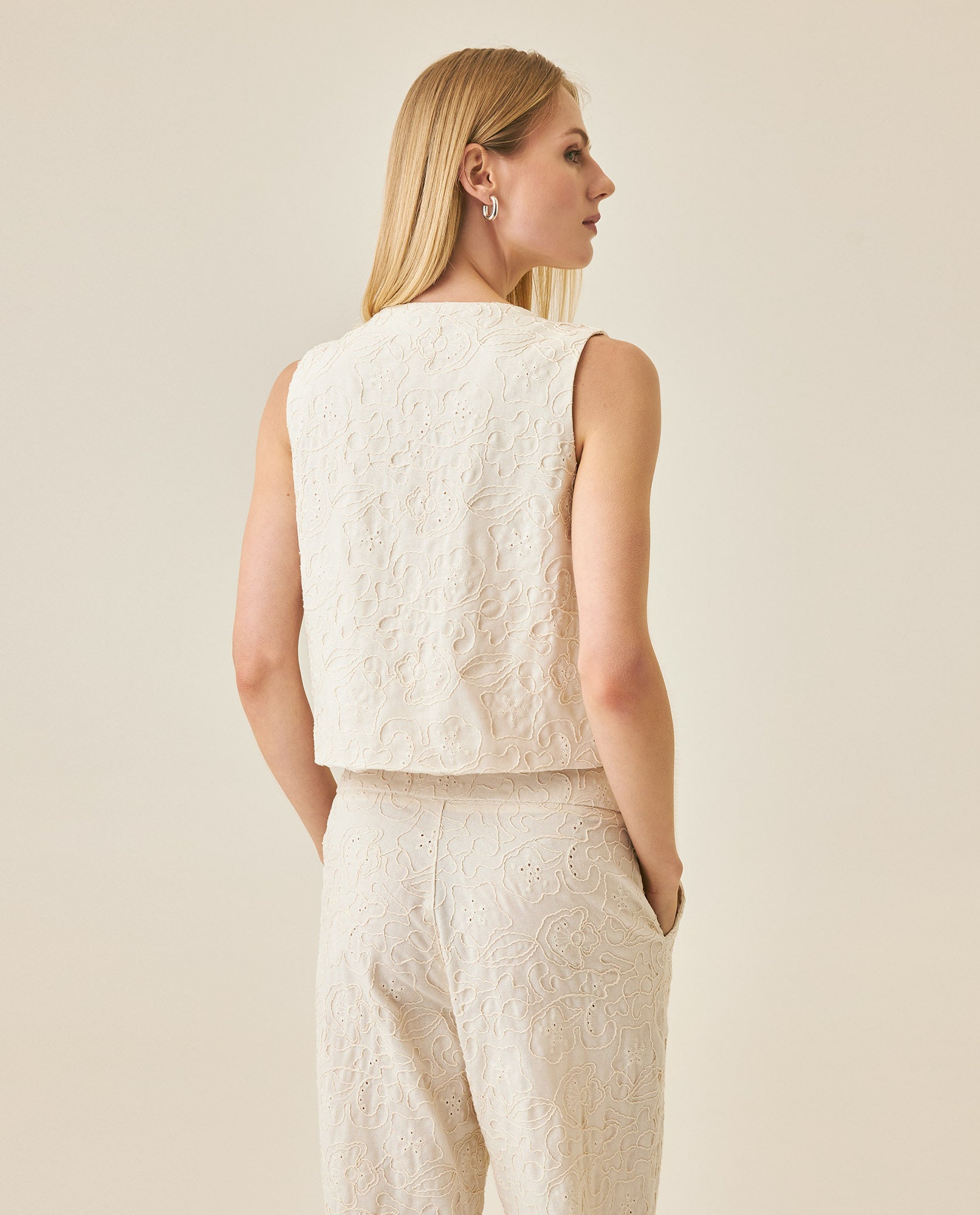Womens Blouse Straight Silhouette Rayon Blend Linen Continuous Flower Embroidery - Raw 63_711H010_CRU125202_6