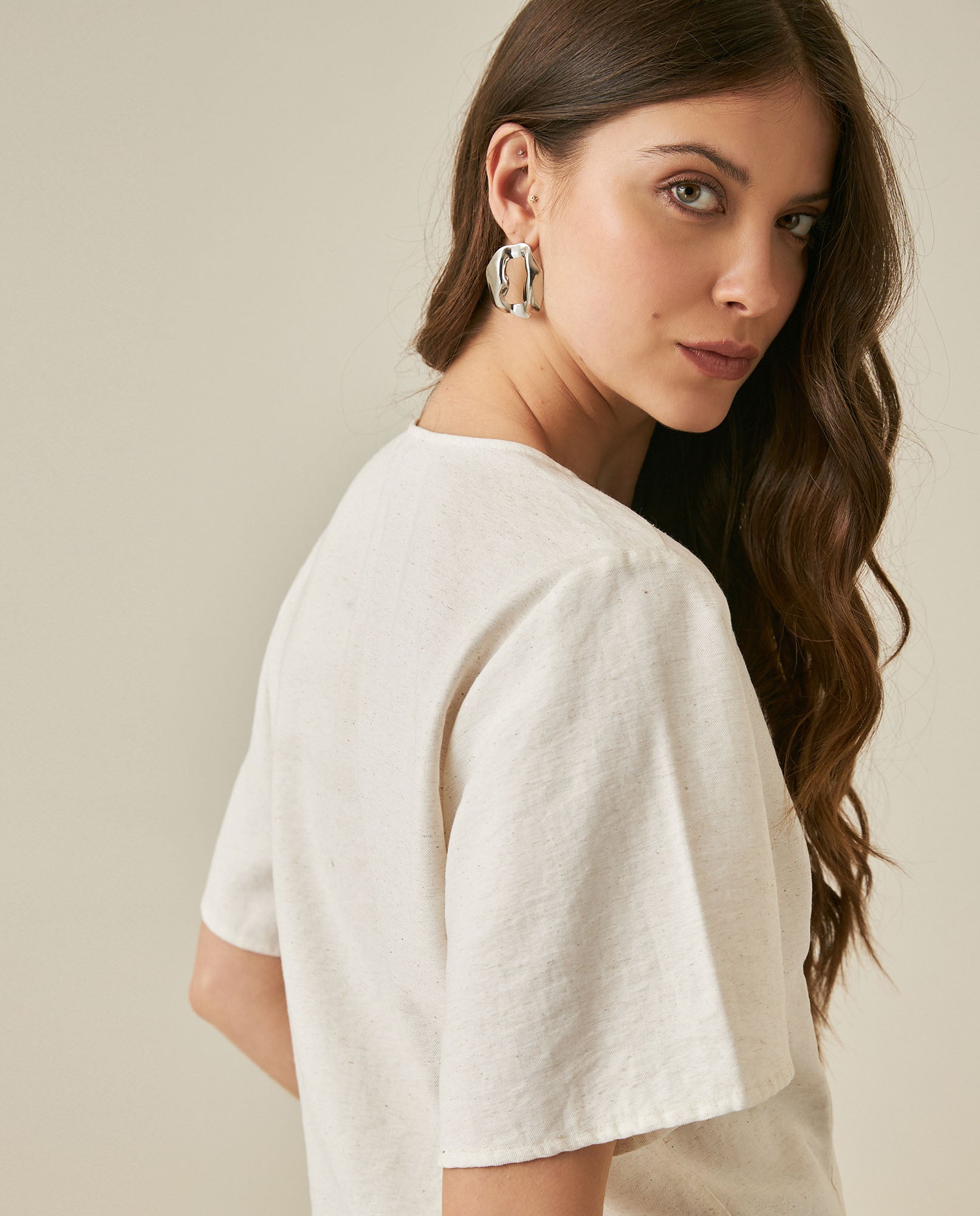 Womens Blouse Straight Silhouette Rayon–Linen Blend Flutter Sleeve V-Neck - Raw 63_711H012_CRU110606_7