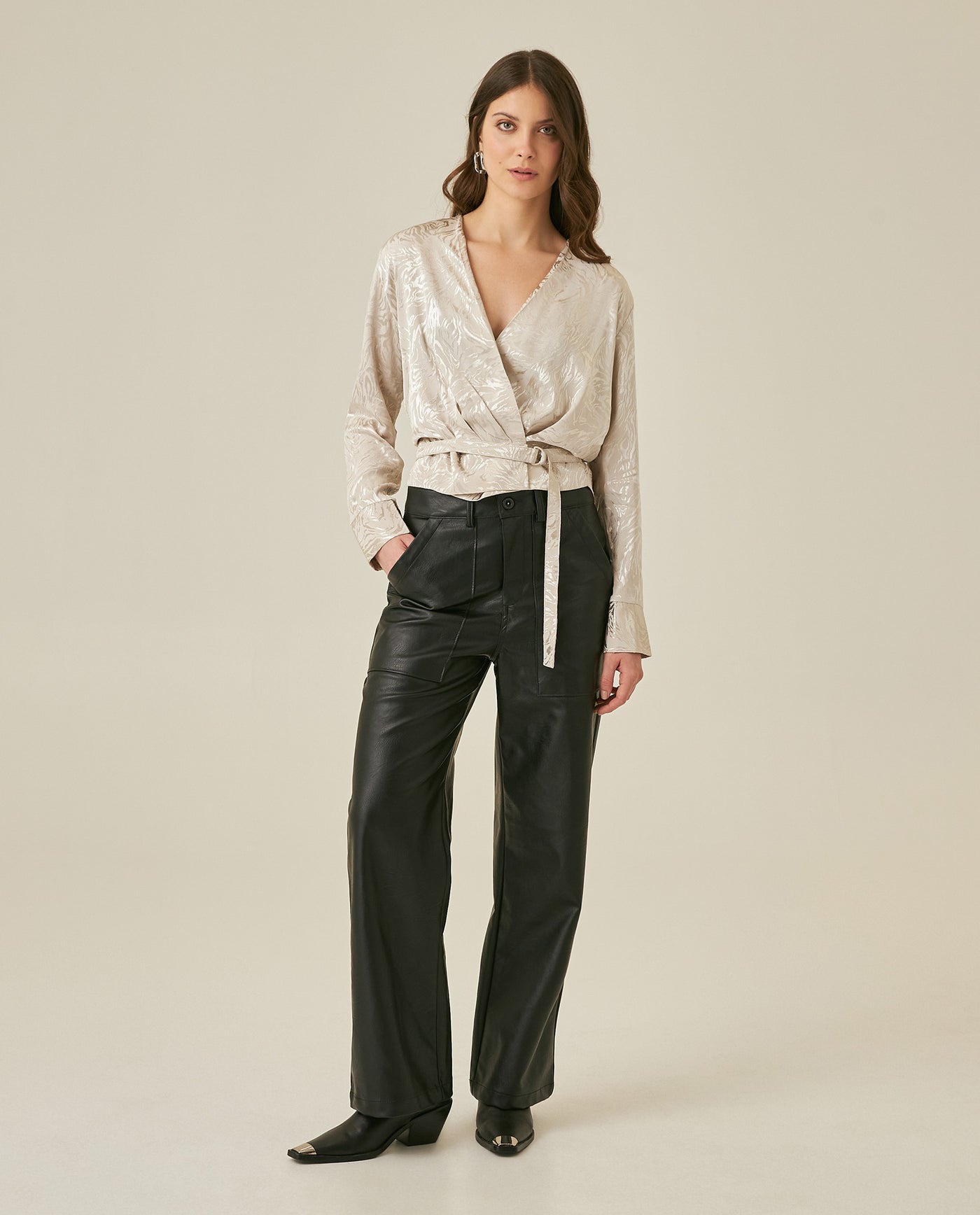 Womens Blouse Semi-Wide Silhouette Viscose–Rayon Jacquard Sheen - Beige 63_711H015_BEI140002_4