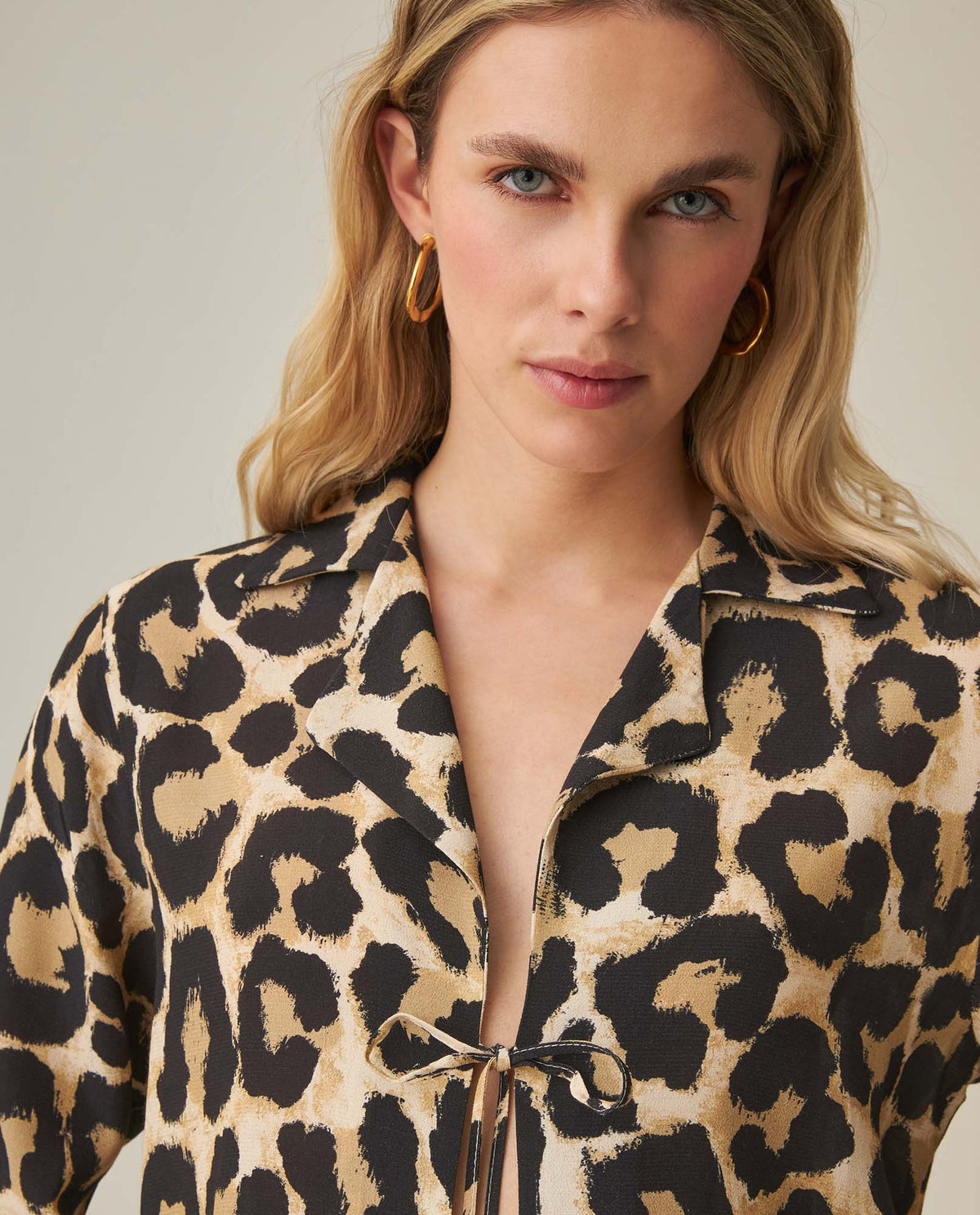 Women´s Bell Sleeve Blouse - Black 63_712H016_NEG194003_5