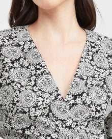 Women´s Printed Voluminous-Sleeve Blouse - Black 63_719F001_NEG194007_4