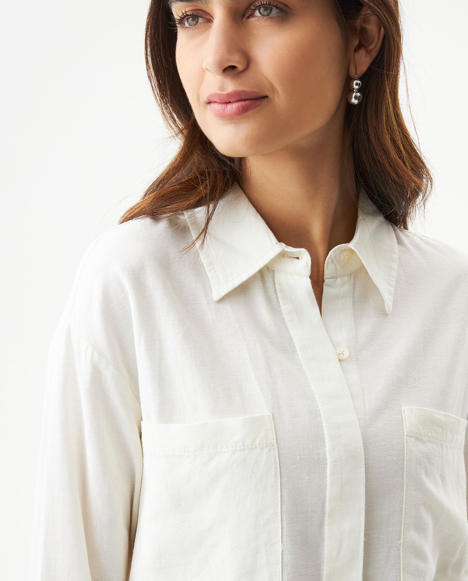 Women's Patch Pocket Straight Shirt in Rayon-Linen Blend, Celebration - 4