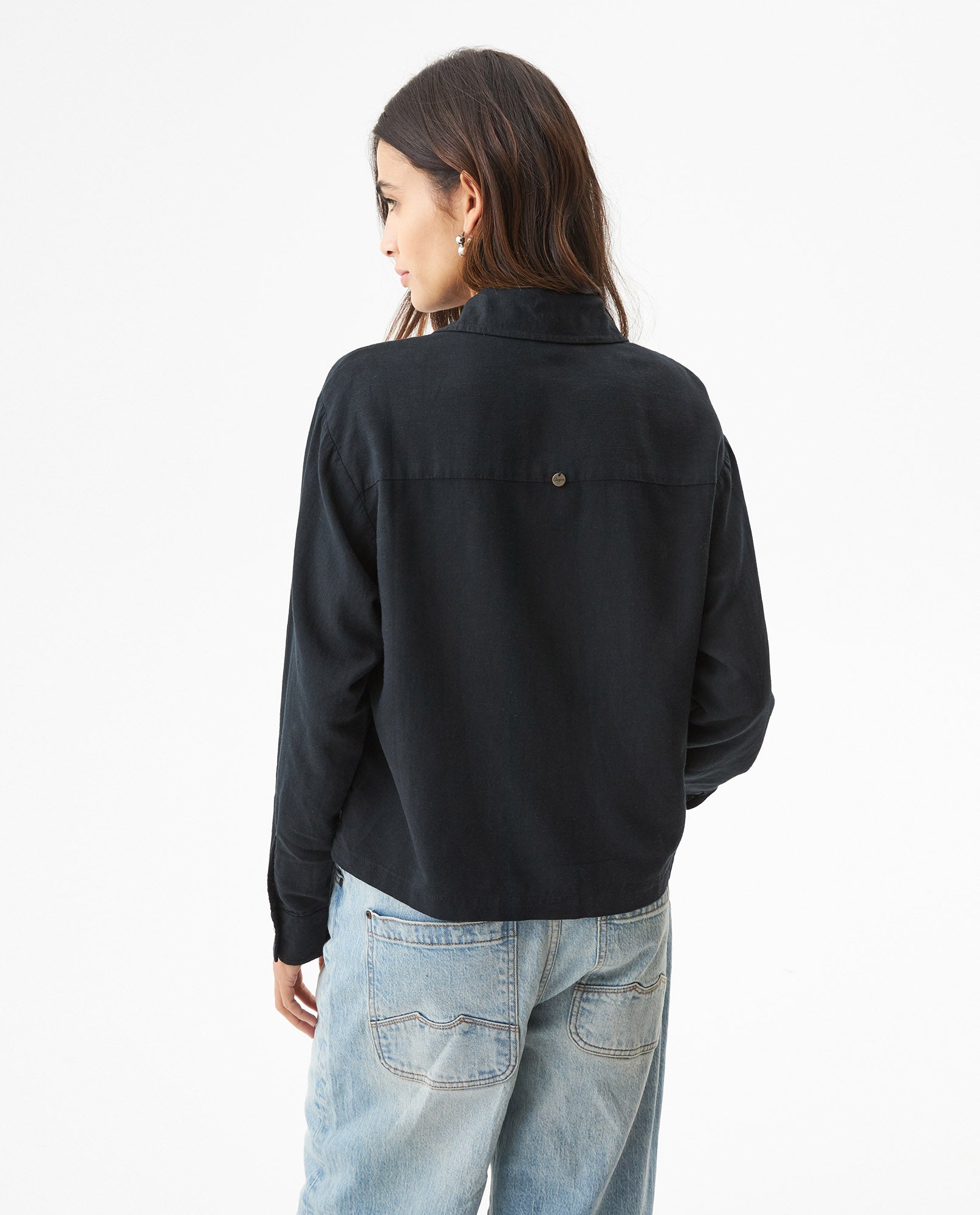 Women's Patch Pocket Straight Shirt in Rayon-Linen Blend, Celebration - 5