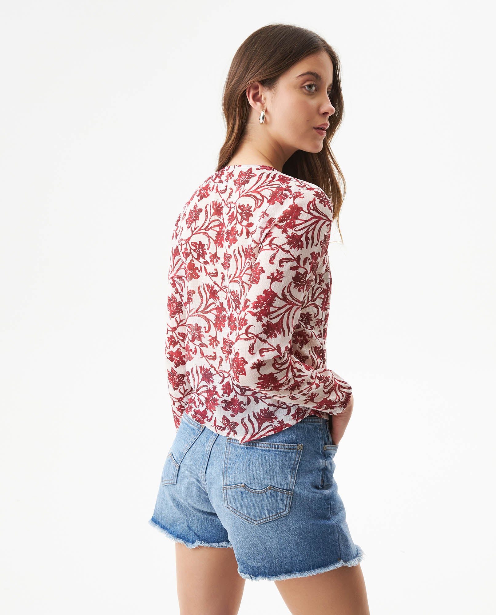Women's Fitted V-Neck Blouse in Recycled Polyester Blend, Sailor - 5