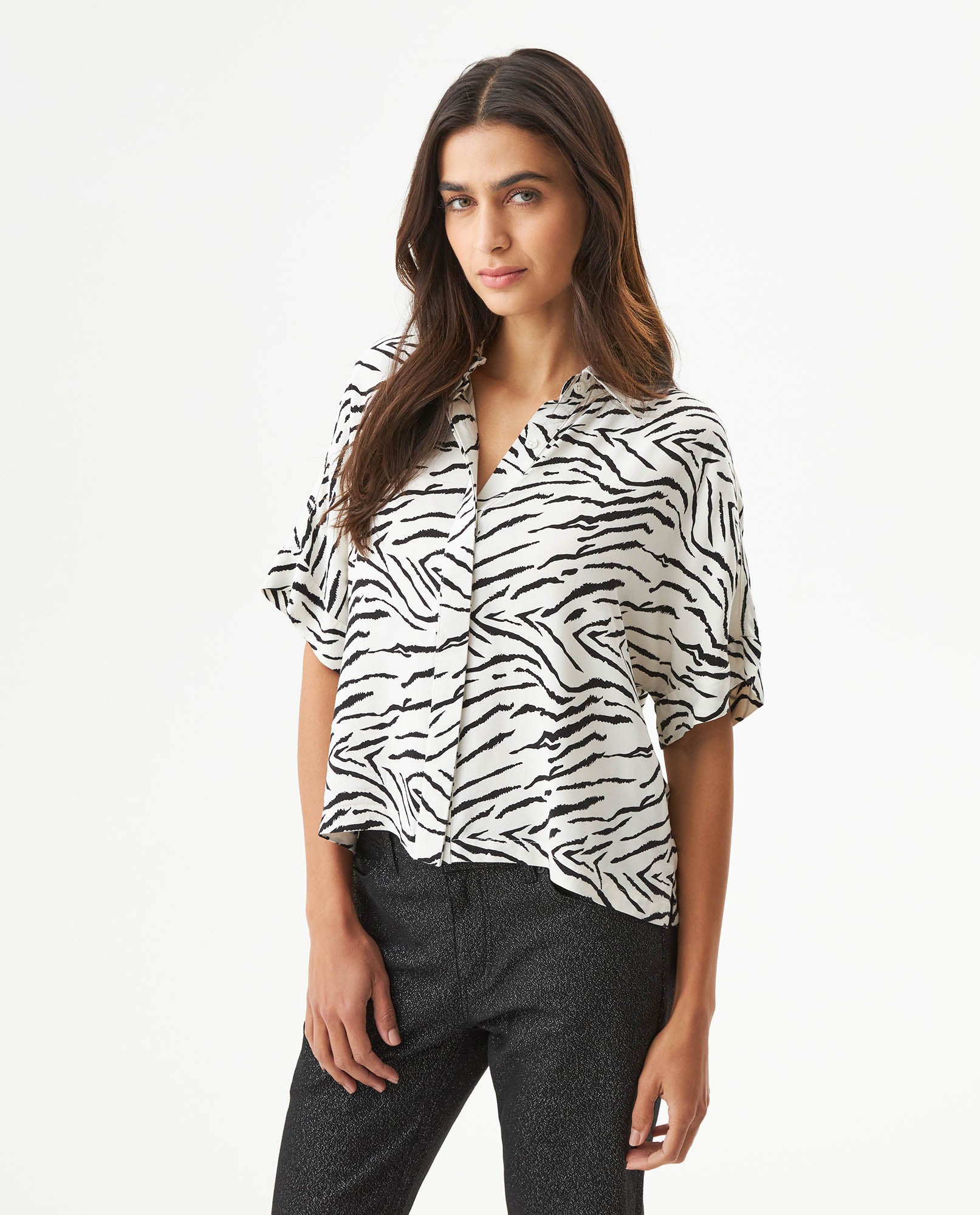 Women's Resort Print Straight Shirt in Viscose, Berth - 2