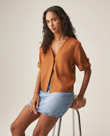 Women´s V-Neck Blouse - Brown 63_719H014_CAF171142_0