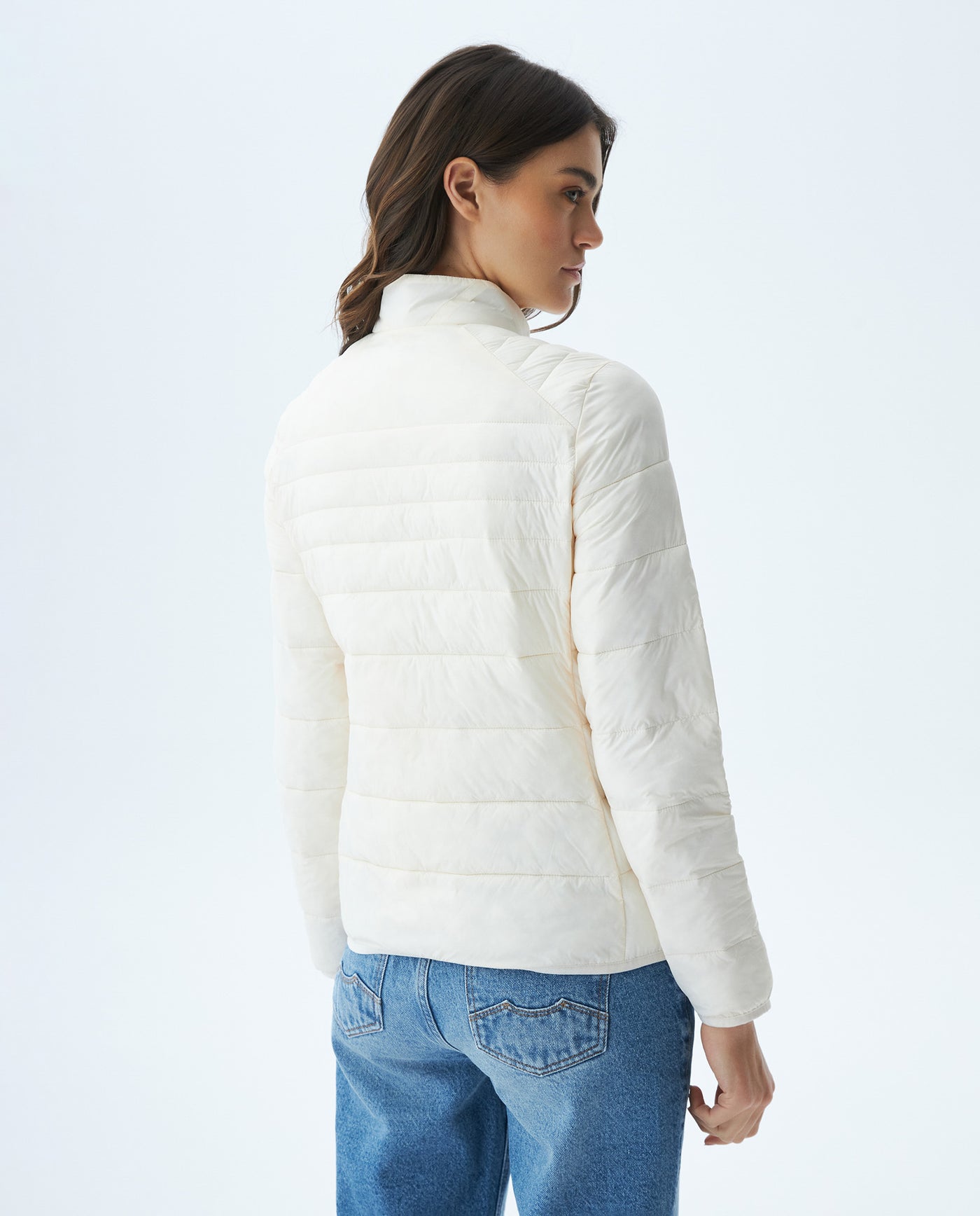 Womens Quilted Water-Resistant Packable Jacket with Storage Bag - White 63_720E000_BLA120601_4