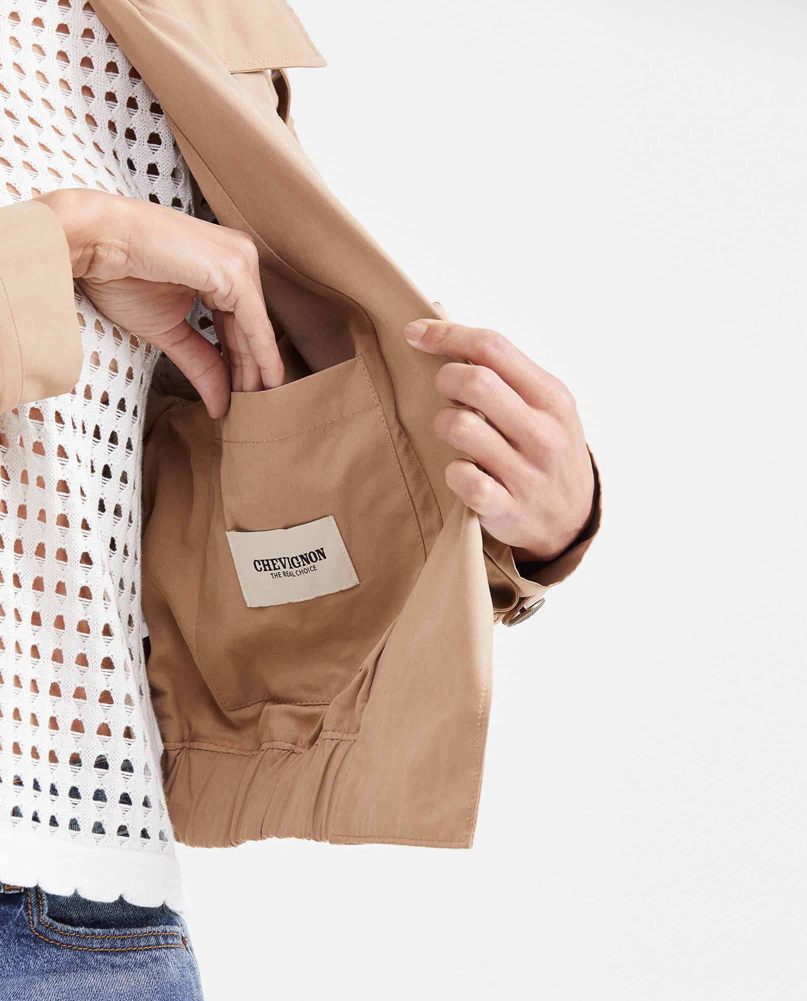 Women's Cropped Trench Jacket with Peach Touch in Polyester-Polyamide-Cotton - 3
