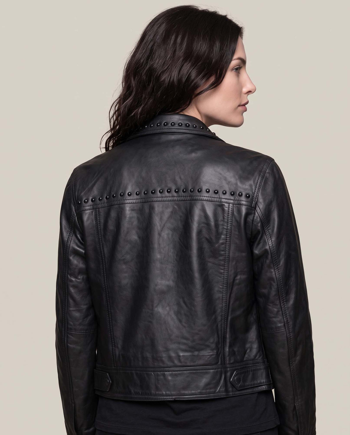 Women´s Studded Leather Jacket - Black 63_724D407_NEG193909_6