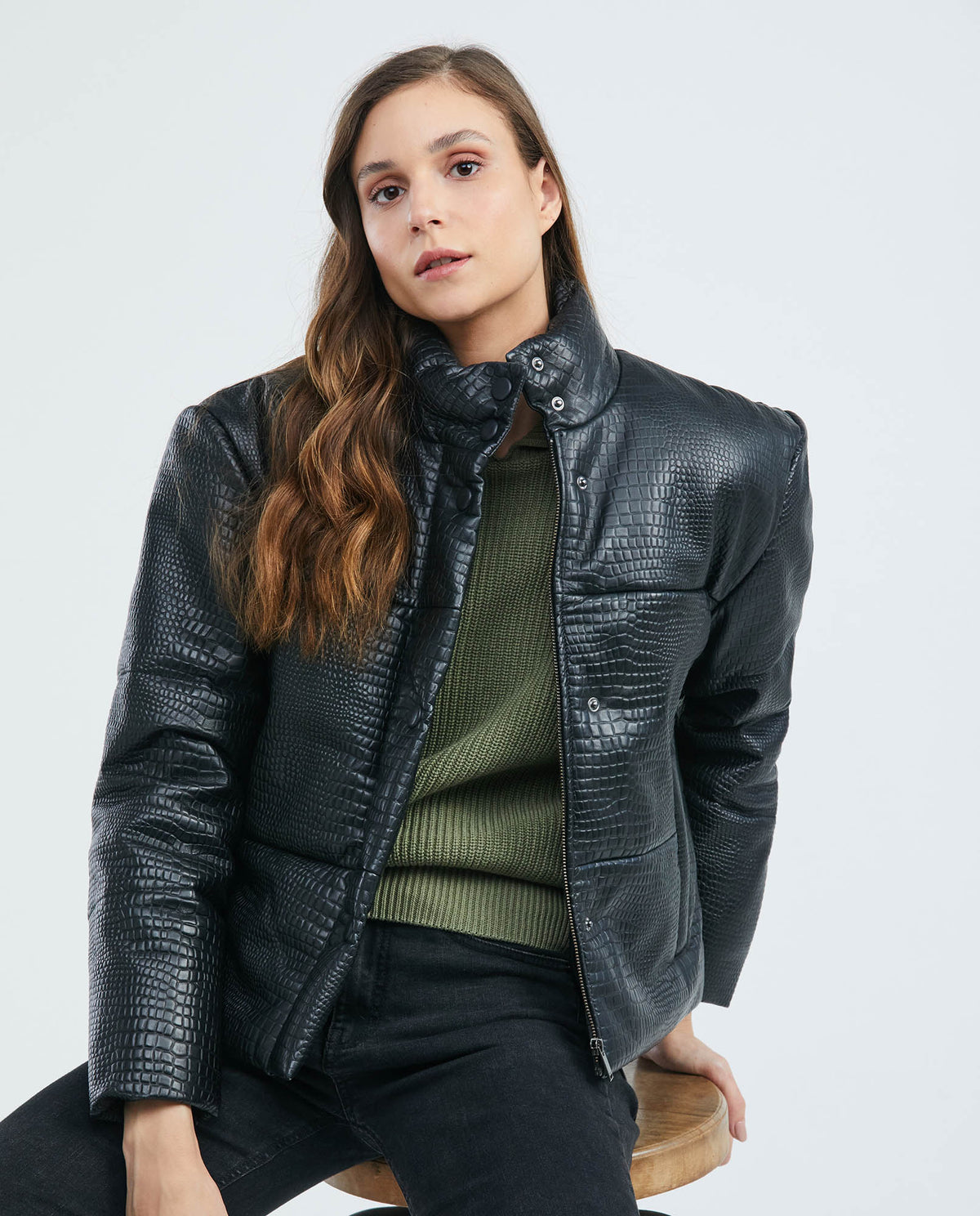 Women´s Leather Puffer Jacket - Black 63_727E402_NEG193909_0