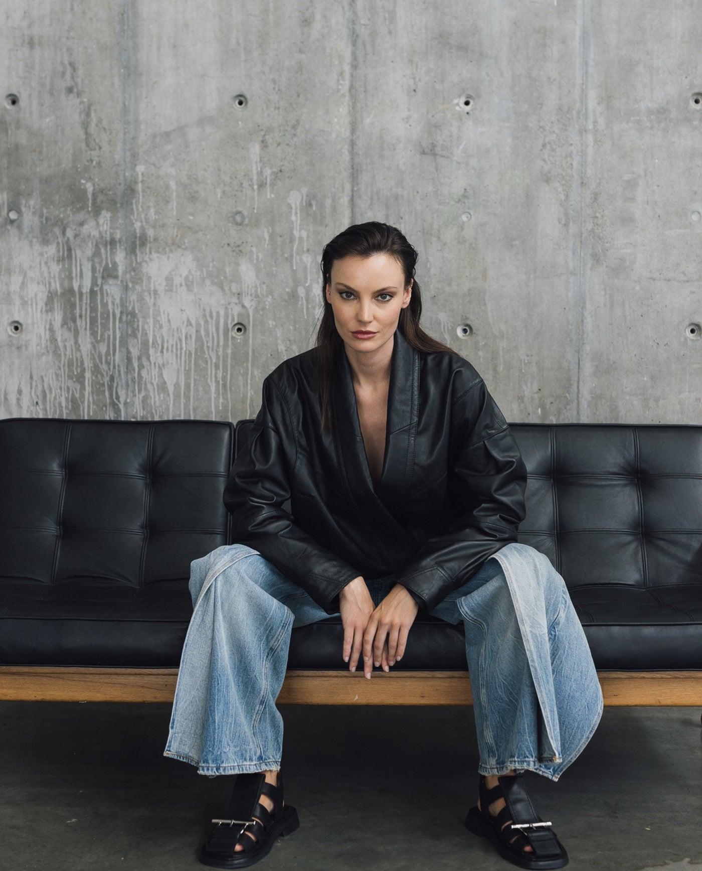 Womens Sheepskin Leather Relaxed Fit Jacket - Special Collection - Black 63_727H501_NEG194007_5