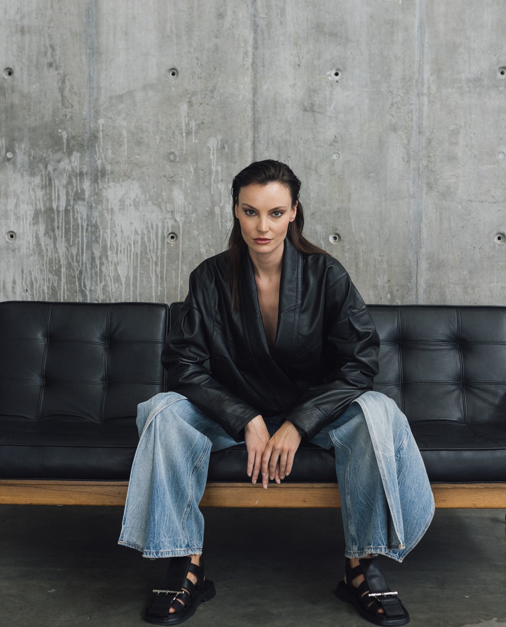 Womens Sheepskin Leather Relaxed Fit Jacket - Special Collection - Black 63_727H501_NEG194007_5
