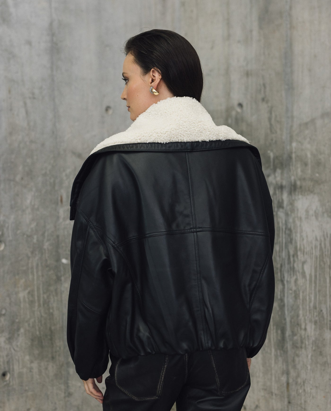 Womens Leather Voluminous Jacket - Special Collection - Black 63_727H506_NEG194007_6