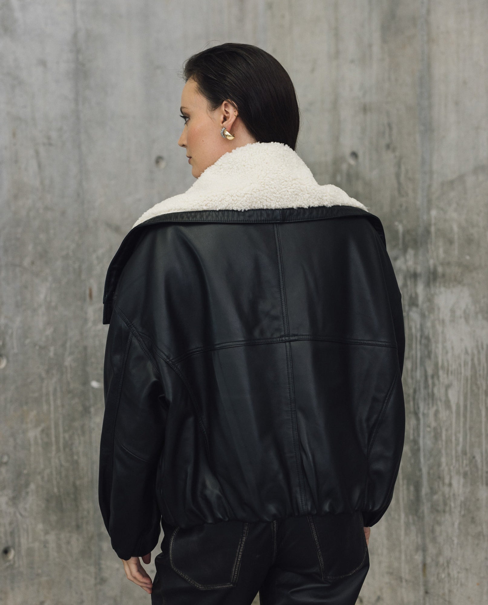Womens Leather Voluminous Jacket - Special Collection - Black 63_727H506_NEG194007_6