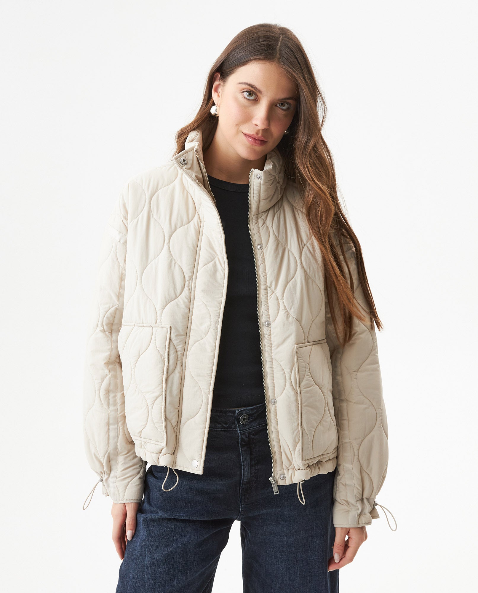 Women's Wave Quilted Adjustable Hem Jacket in Polyamide, Gala - 2