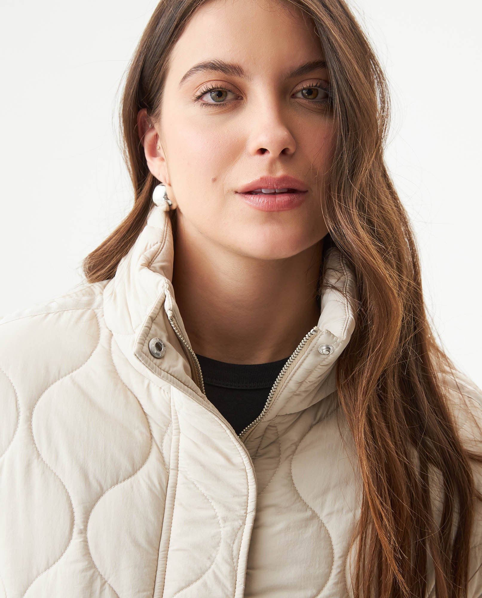 Women's Wave Quilted Adjustable Hem Jacket in Polyamide, Gala - 4