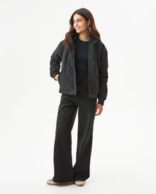 Women's Vertical Wave Quilted Hooded Jacket in Polyester Blend, Heritage - 3