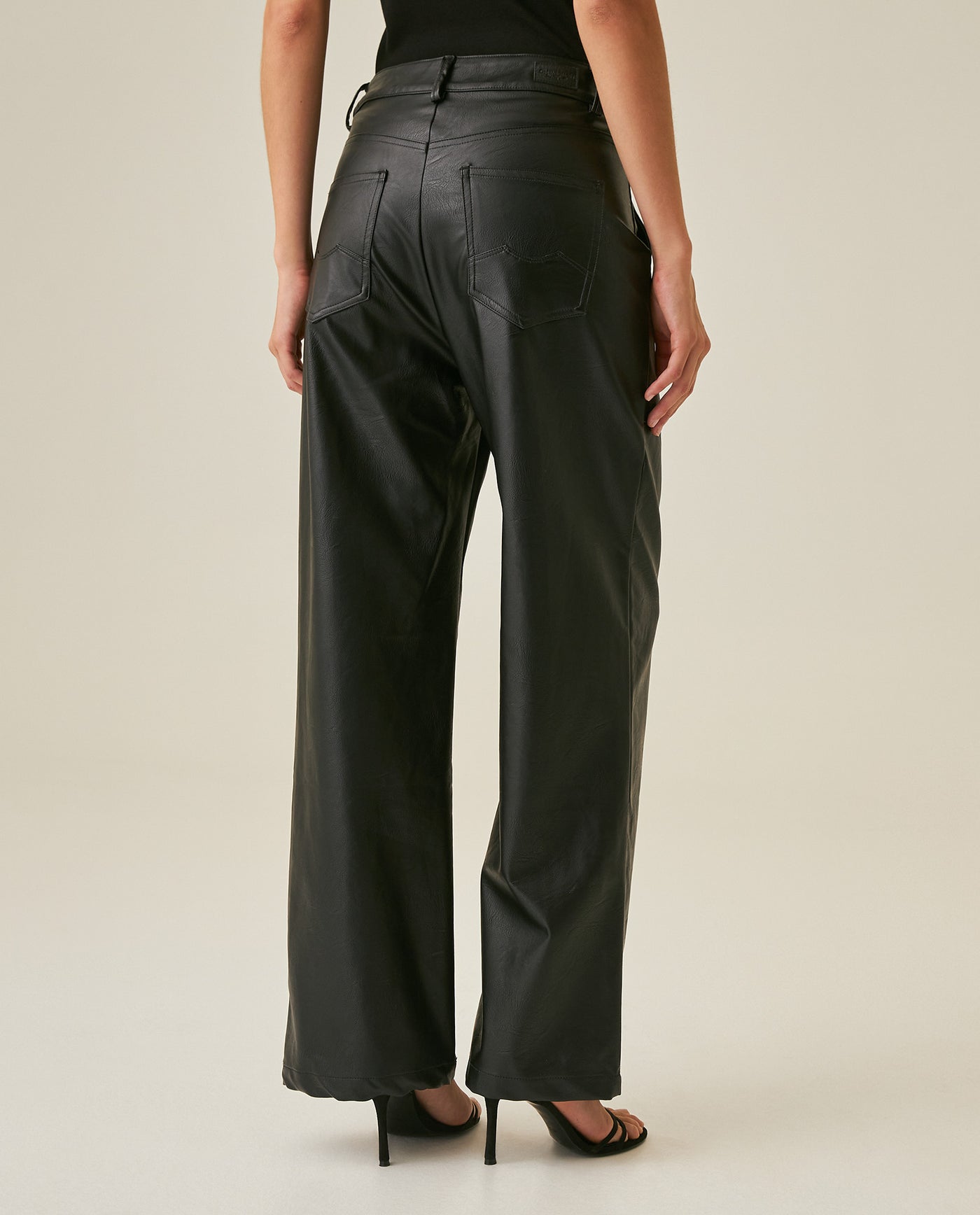 Womens Pants Coated Straight Silhouette High Rise Polyurethane Blend - Black 63_731H007_NEG194004_6