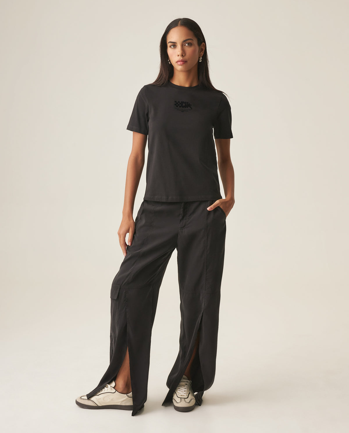 Women´s Cargo Wide Leg Pant - Black 63_739H900_NEG194003_0