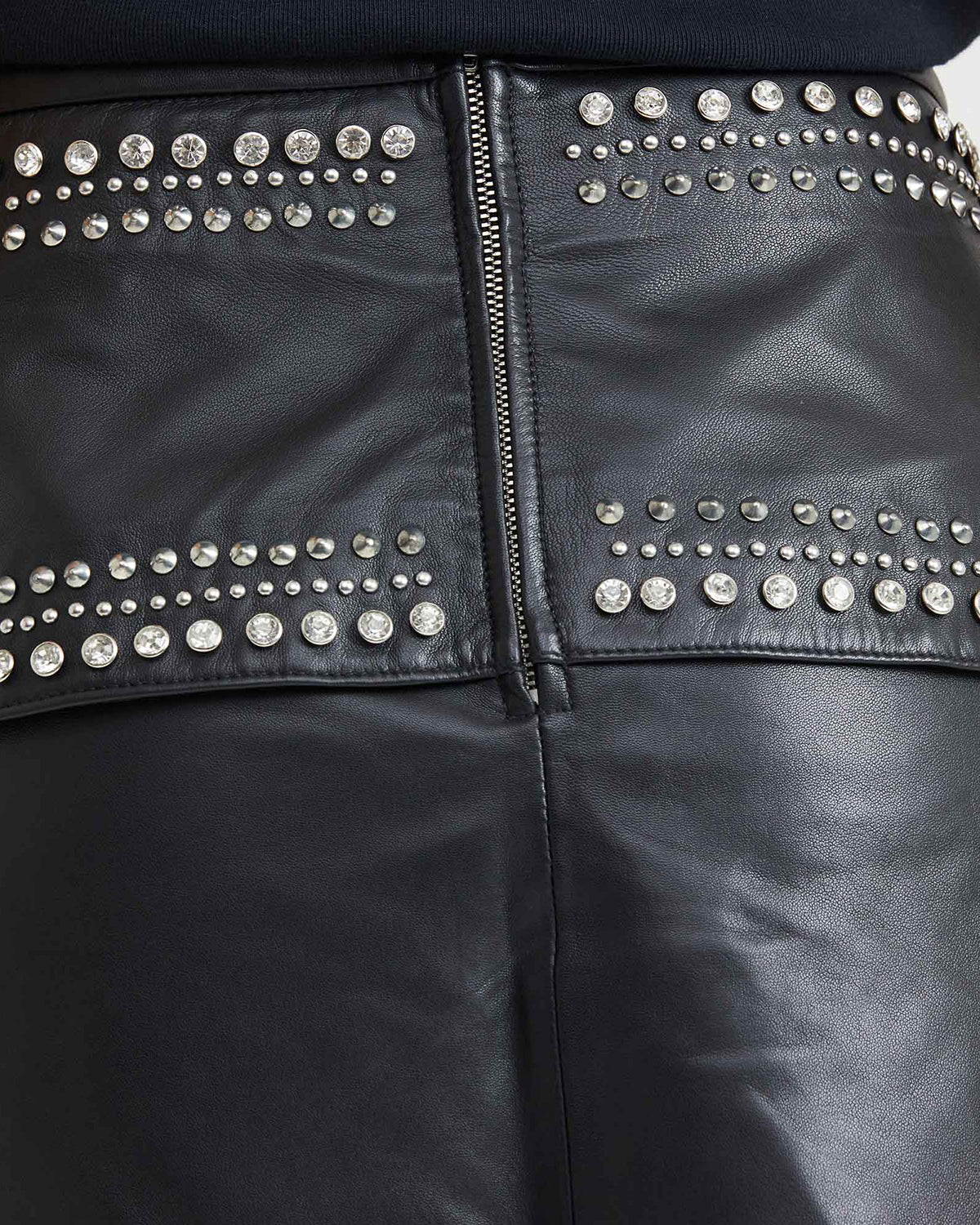 SKIRT WITH STUDS