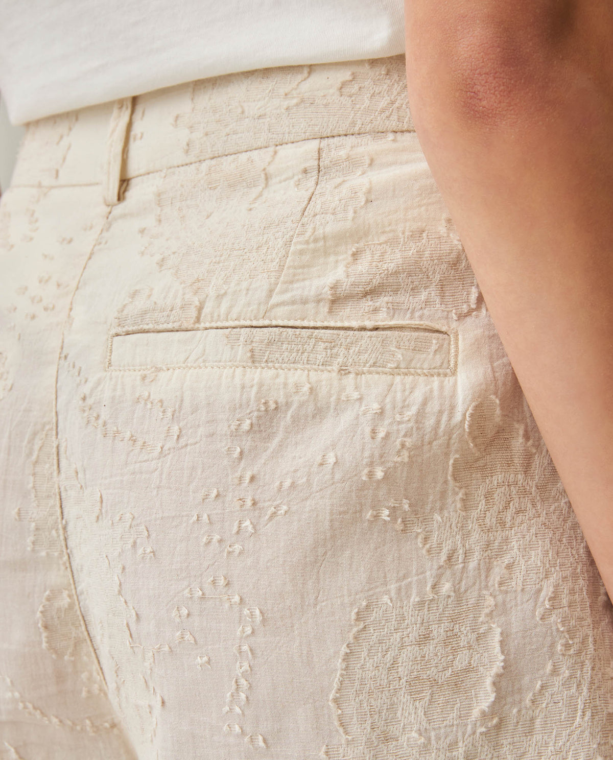 Women´s Linen Shorts - Raw 63_752H000_CRU130905_7