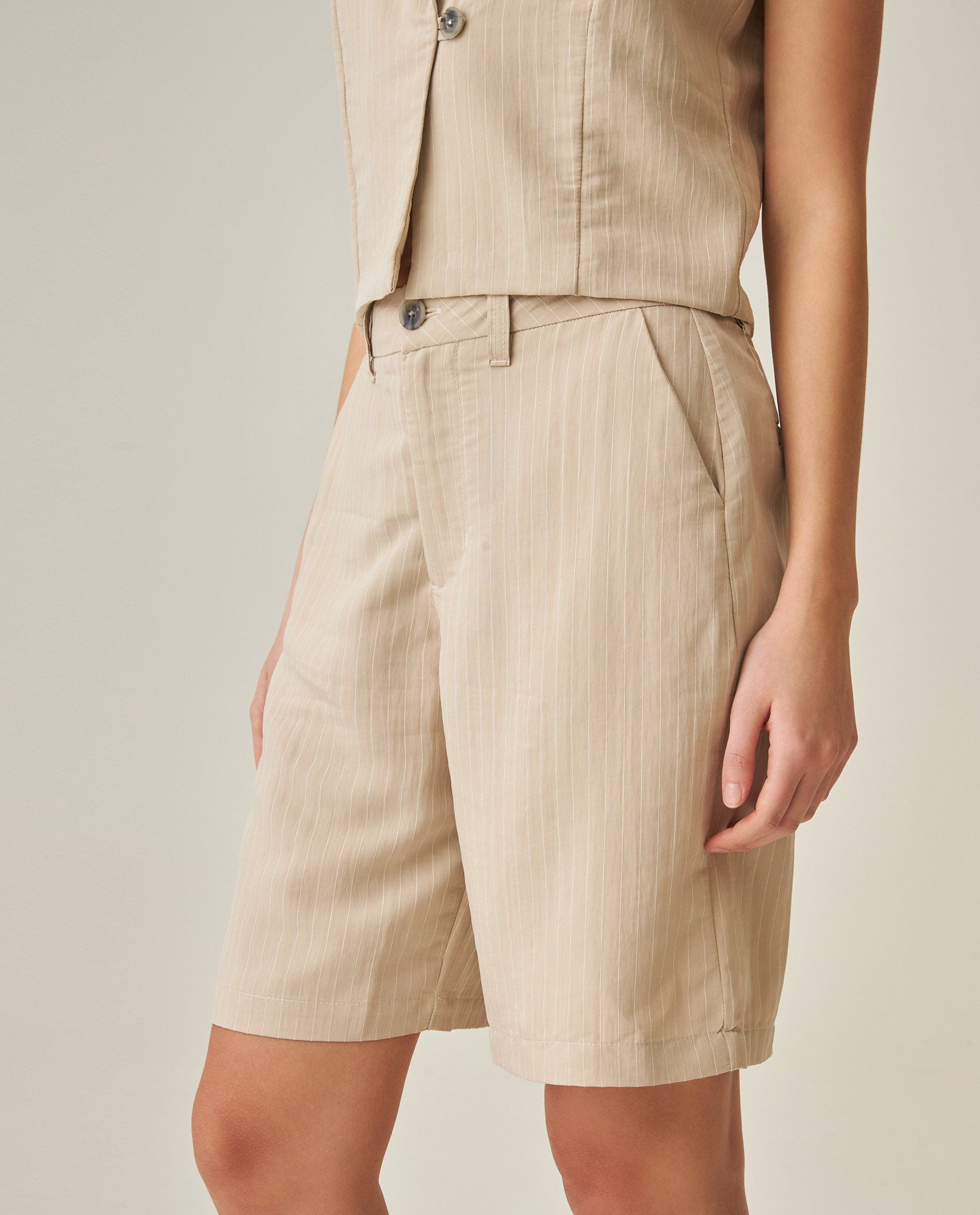 Women´s Shorts - Beige 63_752H001_BEI161102_5