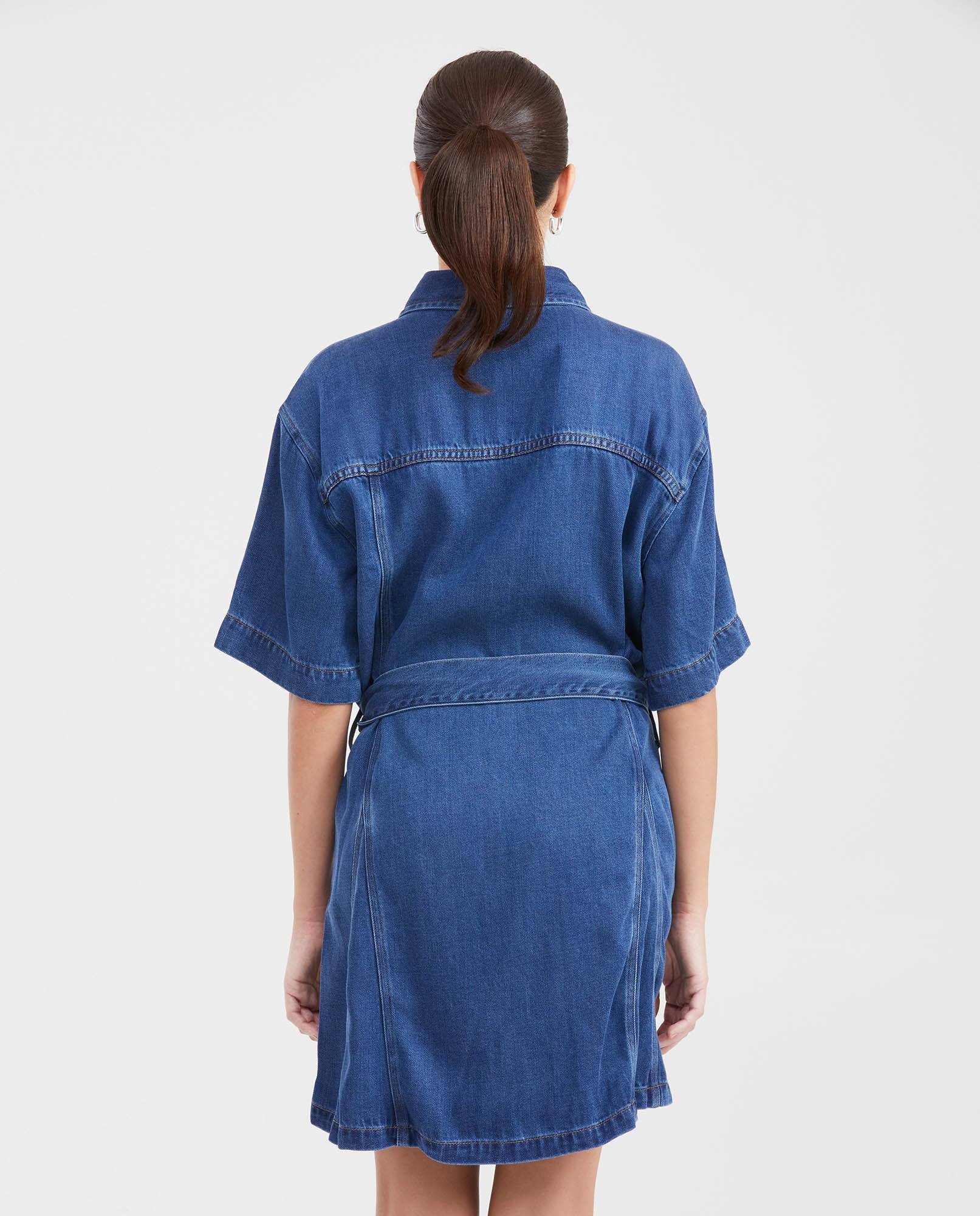 Women's Short Sleeve Cargo-Style Denim Dress with Belt in Lyocell-Rayon-Polyester - 4
